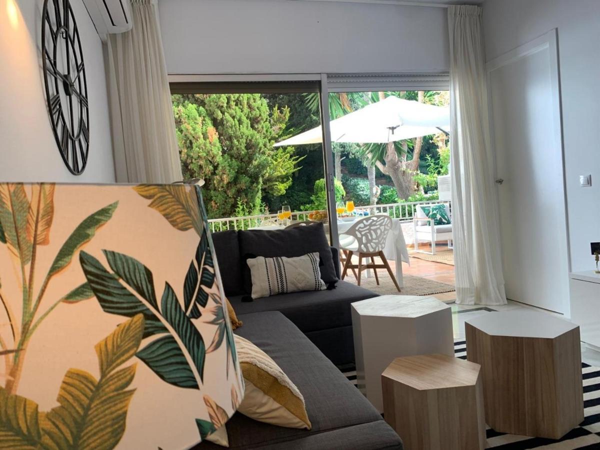 Apartemen Lovely Center Garden Views 130