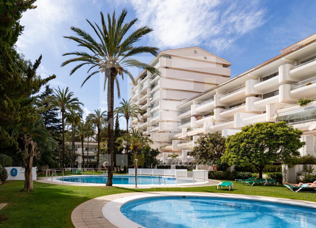 Lovely Center Garden Views 130 Apartemen Marbella