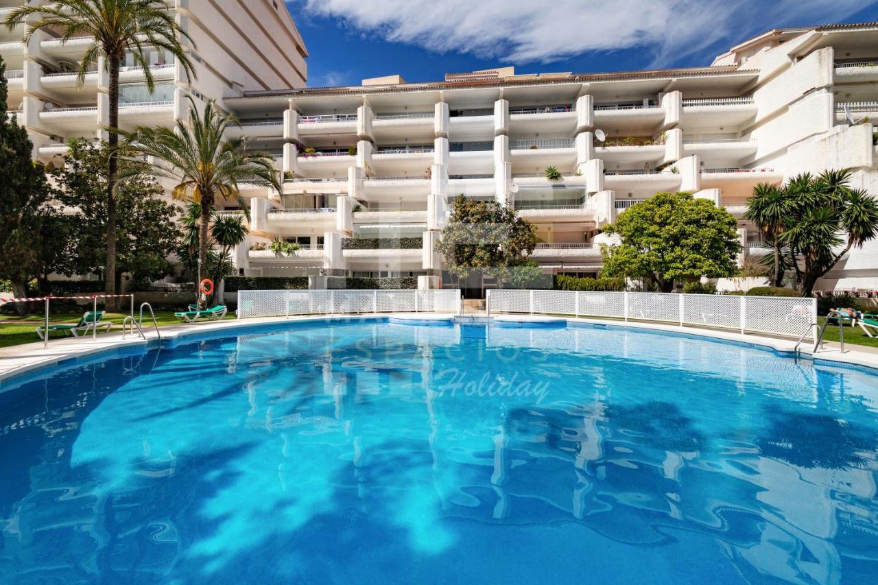 Apartament Lovely Center Garden Views 130 *